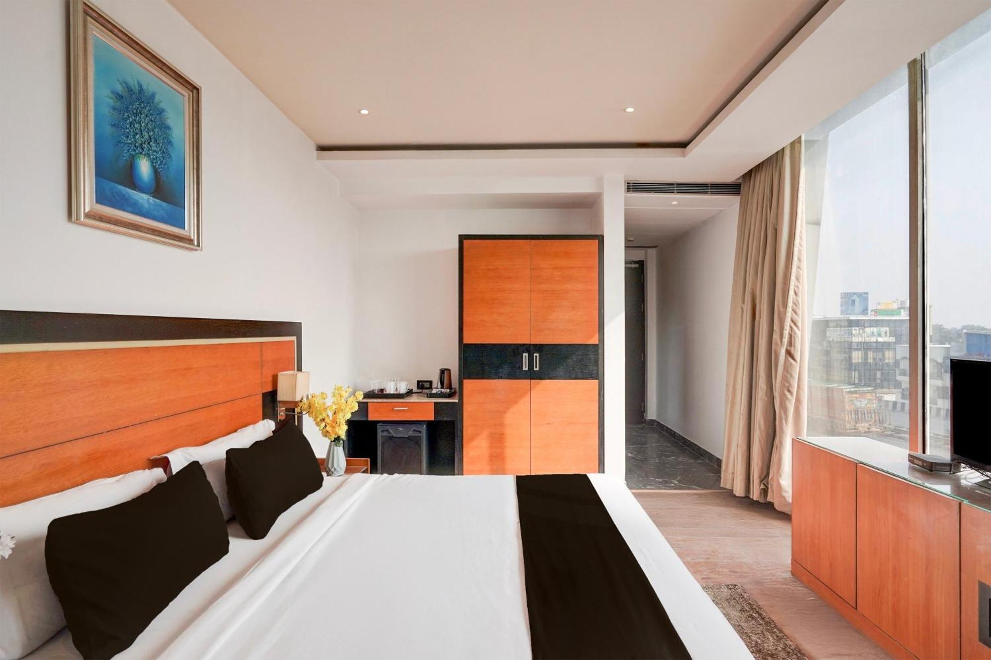 Townhouse Oak Agra Near Sultanganj Puliya Formerly Bb Grand Exteriör bild